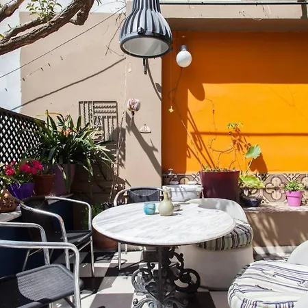 Living Like In A In The Center Of Apartment *